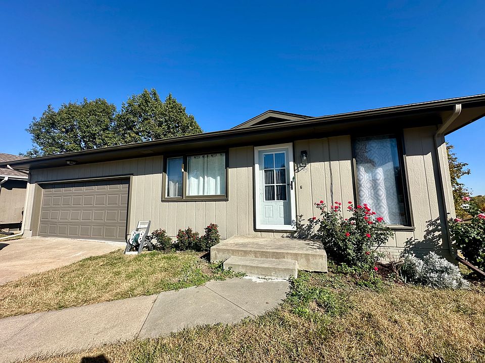 1st image of 3605 N 92nd Cir