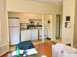 1132 Commonwealth Ave #12U, Allston, MA 02134