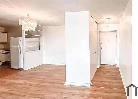 130 Slade Ave #322 — Photo 9