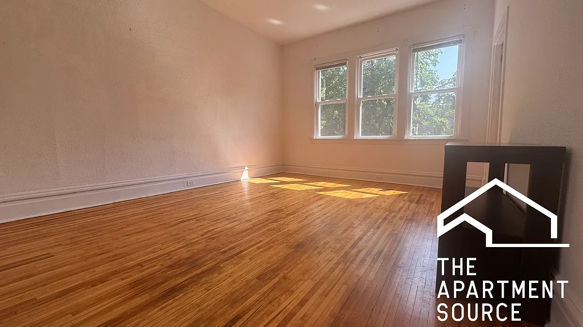 Building Photo - 2049 N Bingham St #2F