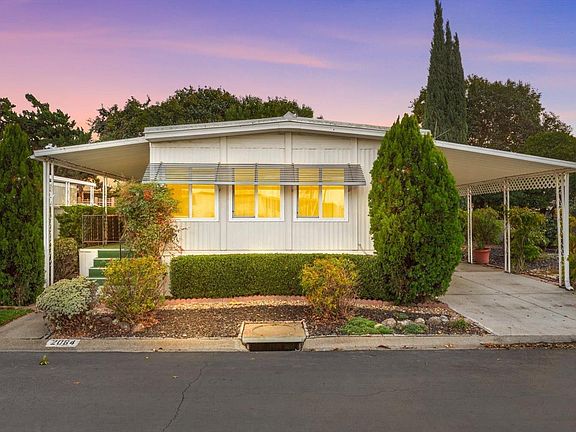 2nd image of 2064 Dalis Drive