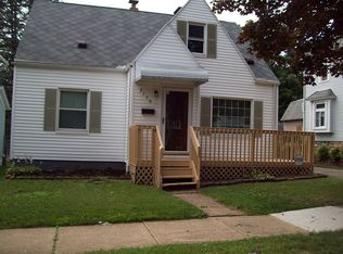 2150 SW 11th St, Akron, OH 44314