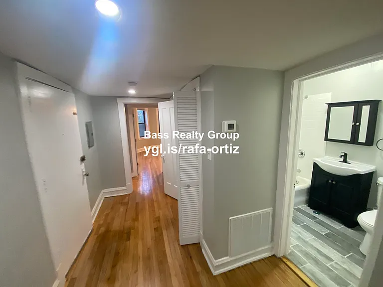 7006 N Paulina St #1 — Photo 22