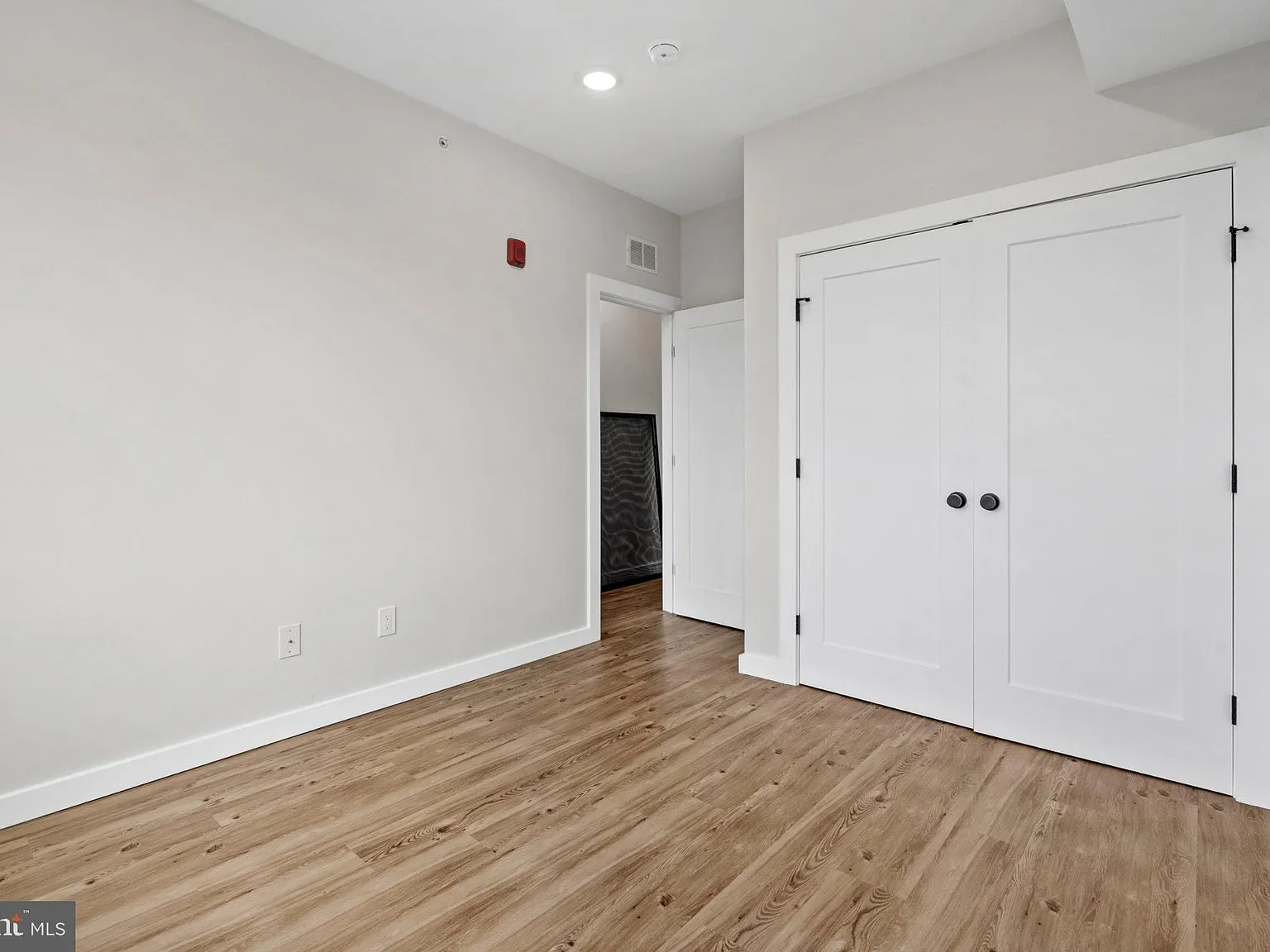 2 bed, 1.0 bath, 710 sqft, $1,800 — Photo 4