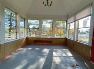 4 Stowe Rd, Peekskill, NY 10566