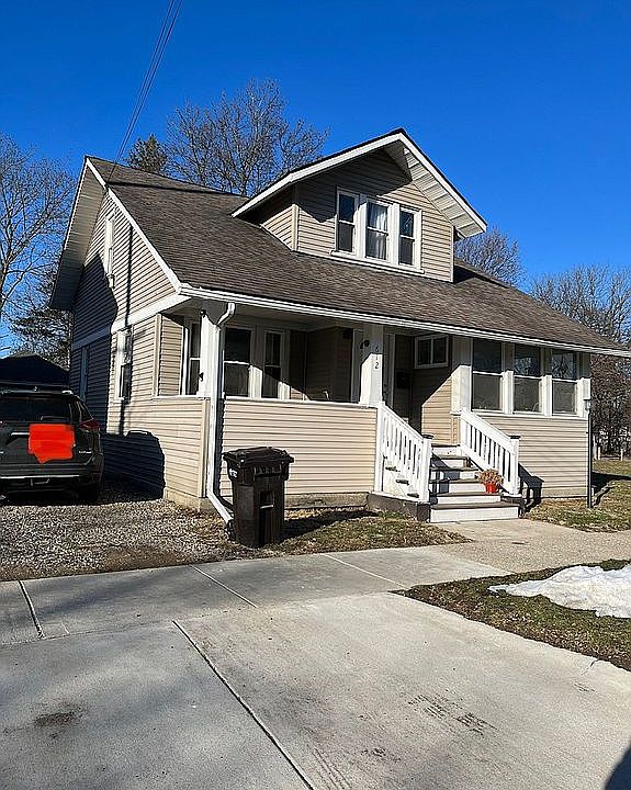 1st image of 612 Ada St