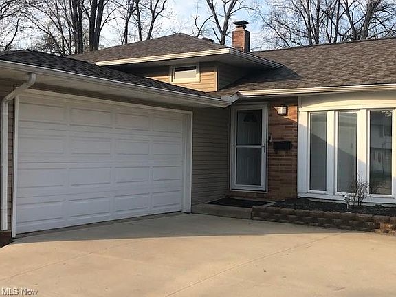 2nd image of 177 E Overlook Dr