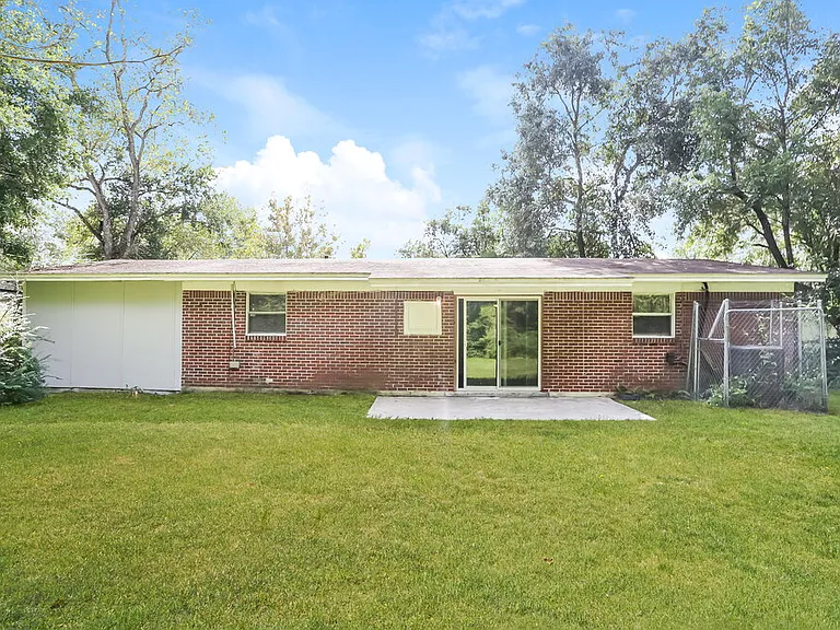6812 Hawkins Ct — Photo 25
