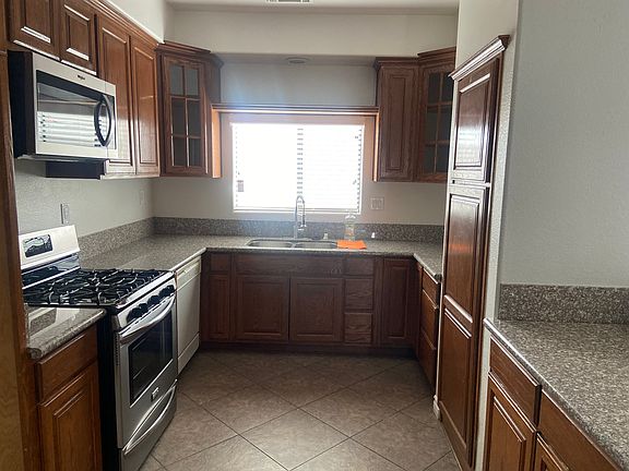 3rd image of 15053 San Bernardino Ave #C