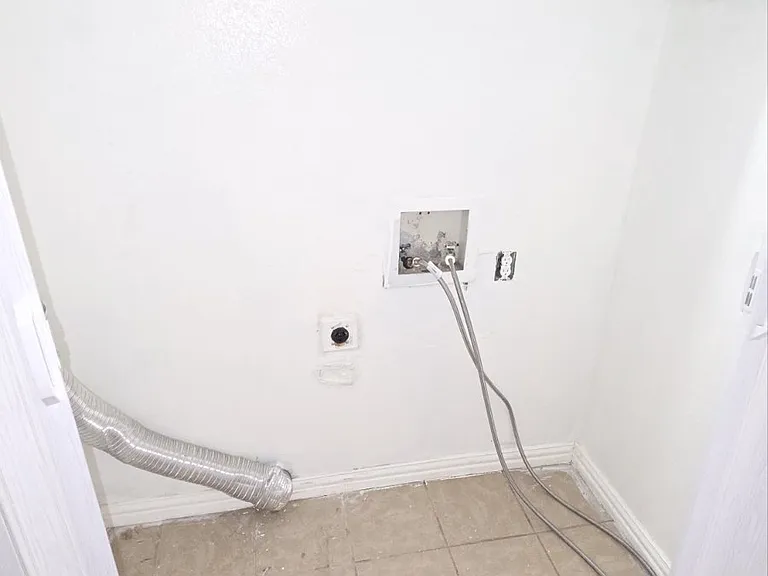 225 Trellis Pl — Photo 18