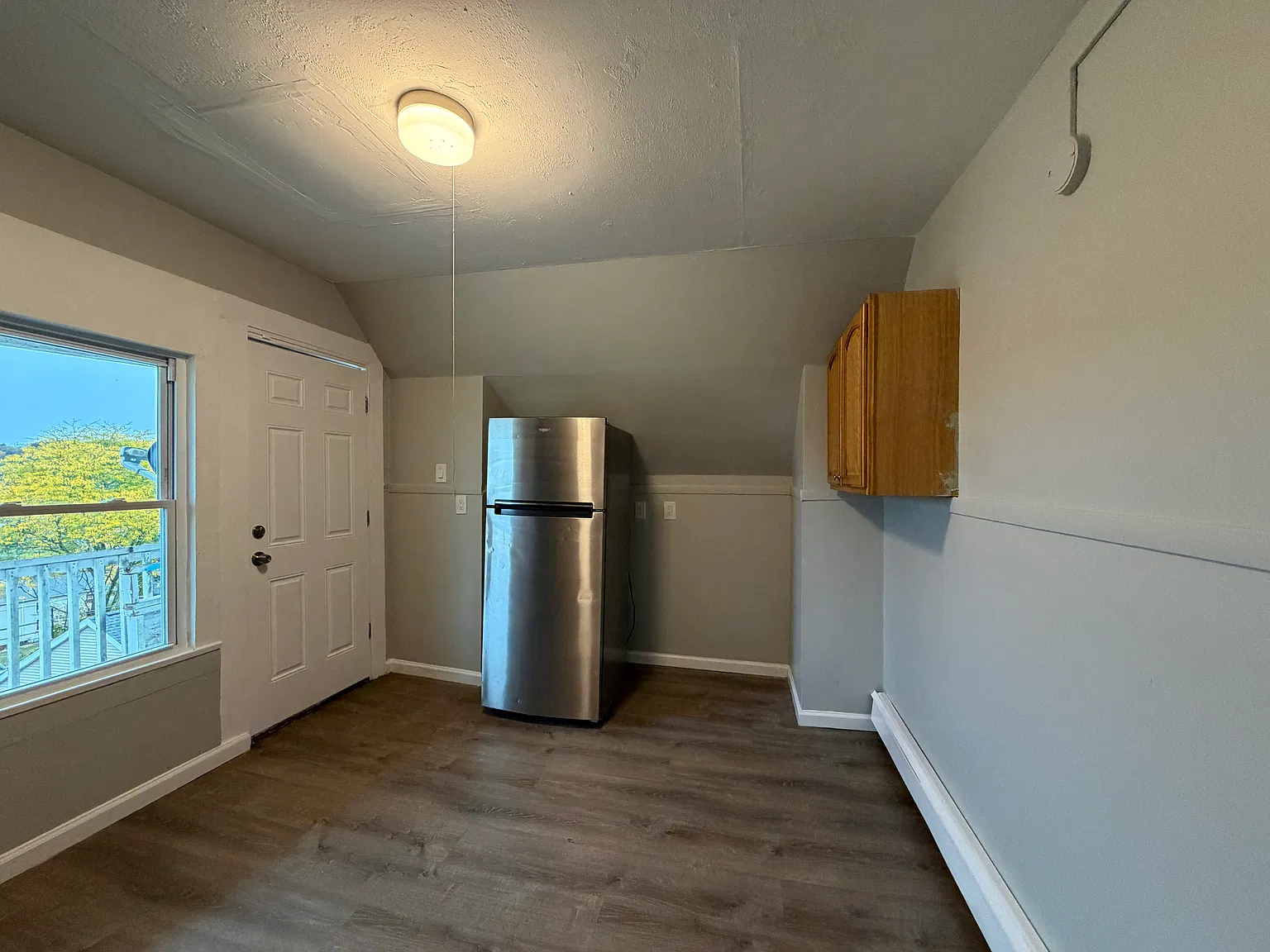 1 bed, $1,050 — Photo 4