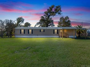 2733 Oliver Rd, Westlake, LA 70669