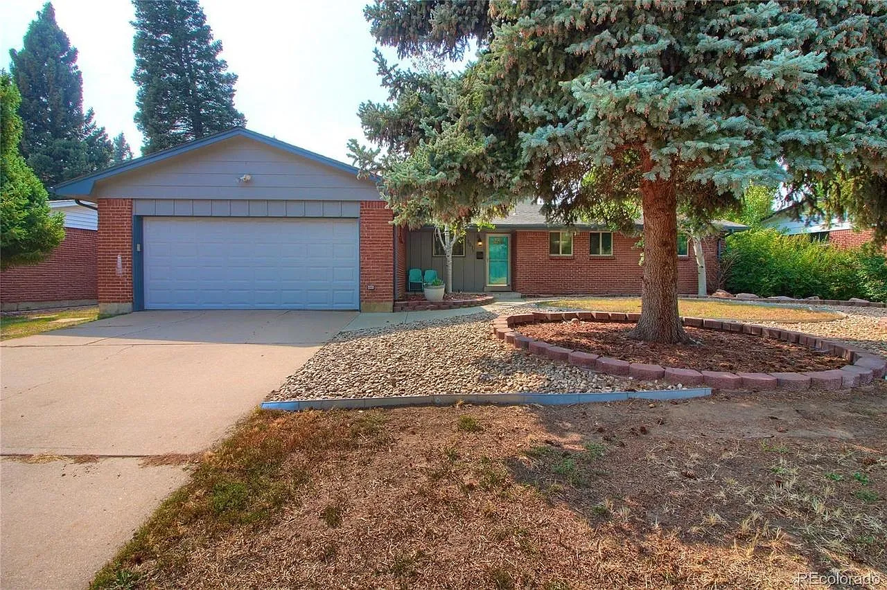 5 bed, 2590 sqft, $3,550 — Photo 1