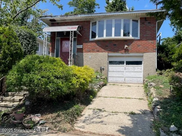 955 Hylan Blvd, Staten Island, NY 10305