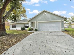 904 Elm Forest Dr, Minneola, FL 34715