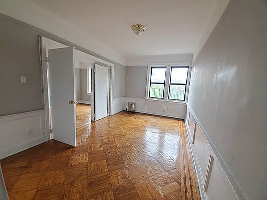 3rd image of 481 Eastern Pkwy #D14b