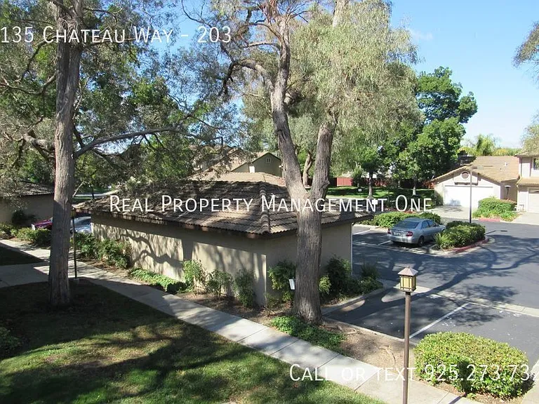 3135 Chateau Way #203 — Photo 21