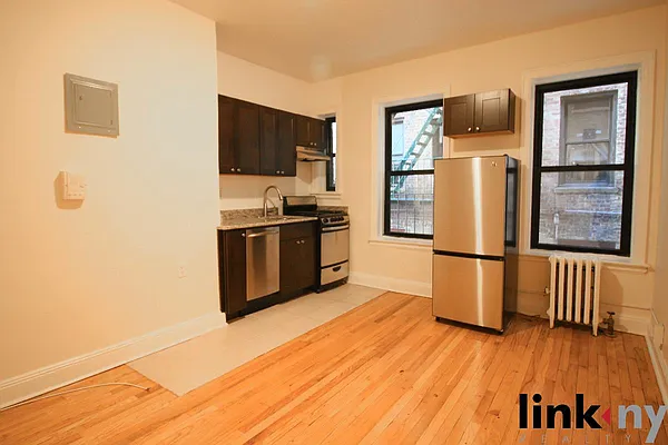 Rented by Link NY Realty | media 17