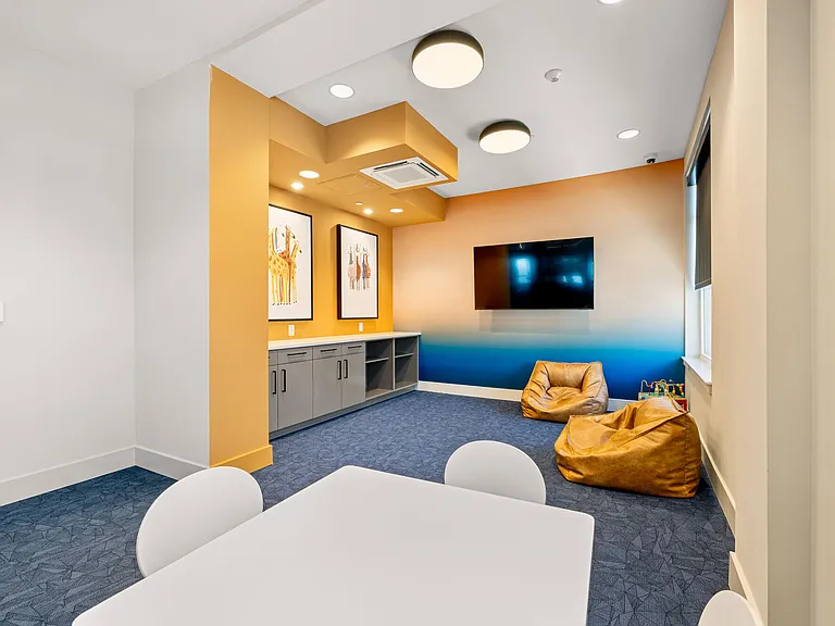 James Run Apartments — Photo 30