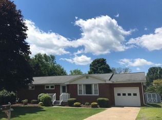 624 N Maple Ave, Ridgway, PA 15853