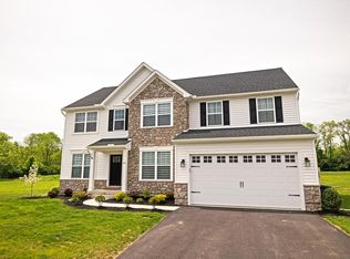 59 Ladderback Ln, Reading, PA 19606