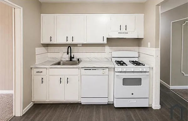 3 bed, 1248 sqft, $1,400 — Photo 2