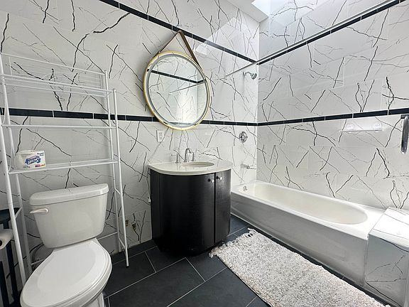 4th image of 671 Flatbush Ave Floor 3