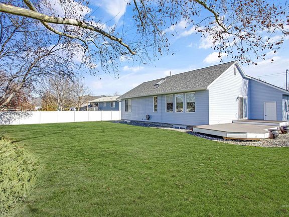 5th image of 2551 Florence Ln