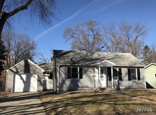 430 N Plum St, Vermillion, SD 57069