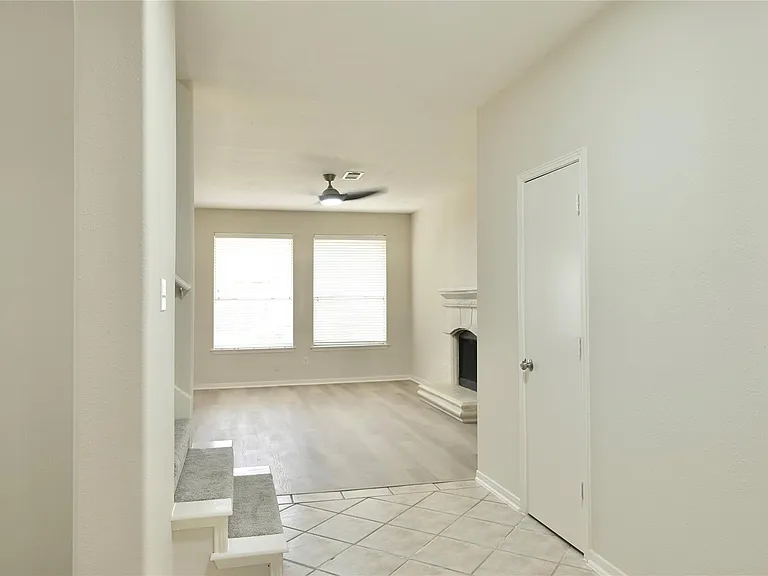 23902 Spring Way Dr — Photo 5