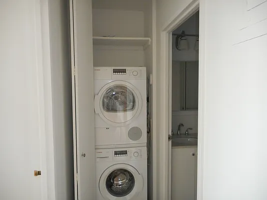 Rented by Carlyle Property Management | media 18