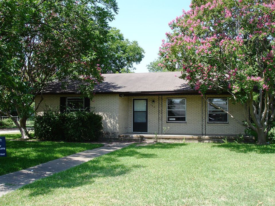 1st image of 300 Santa Fe Dr