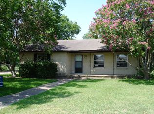 300 Santa Fe Dr, Woodway, TX 76712