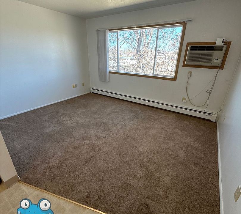 1st image of 611 11th St NE #22