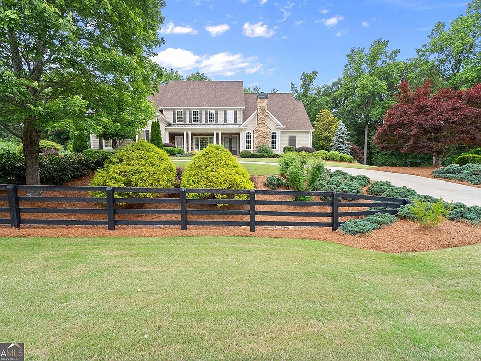 1st image of 322 Edwards Brook Ln