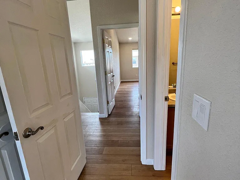 2070 Gonzaga Point — Photo 18