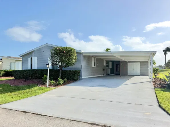8004 9TH HOLE Drive, Port St Lucie, FL 34952