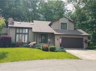 1595 Harmony Ln SW, North Canton, OH 44709