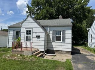 531 29th Ave, Moline, IL 61265