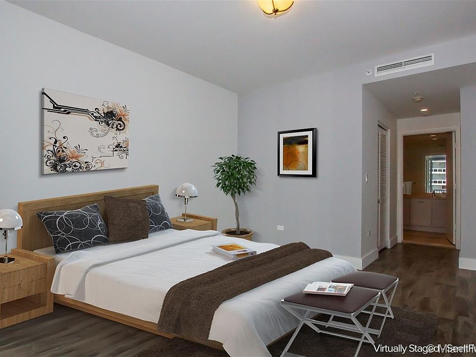 2nd image of 801 Brickell Key Blvd APT 1410