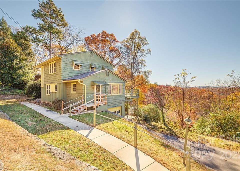 1st image of 134 Lookout Dr