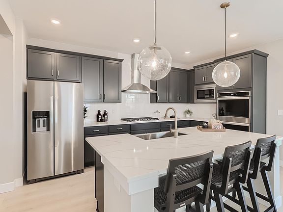 7th image of this home