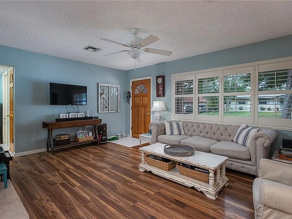5th image of 1515 Price Cir