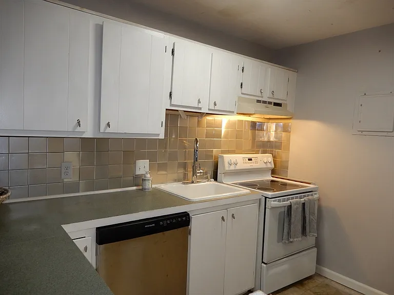 23 Erick Rd #2 — Photo 9