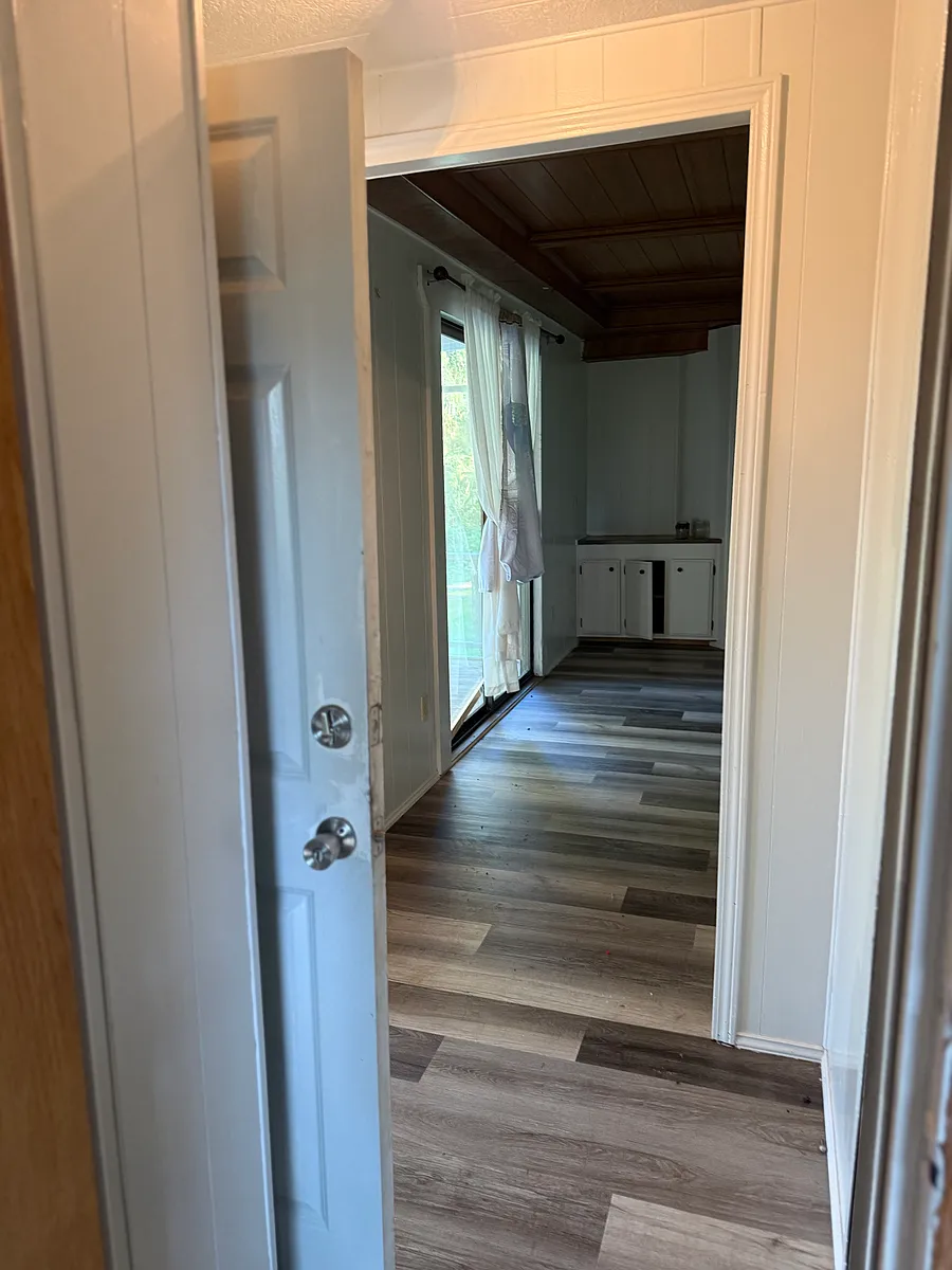 Building Photo - 301 Azalea Pl