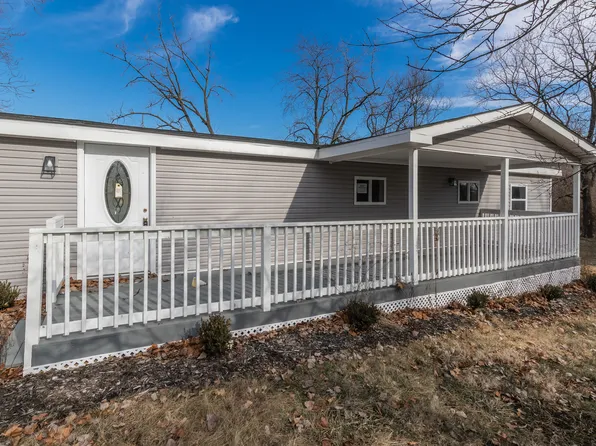 11315 S Daniel St, Terre Haute, IN 47802