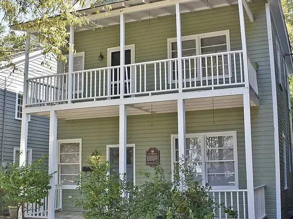 423 S 4th St #A, Wilmington, NC 28401