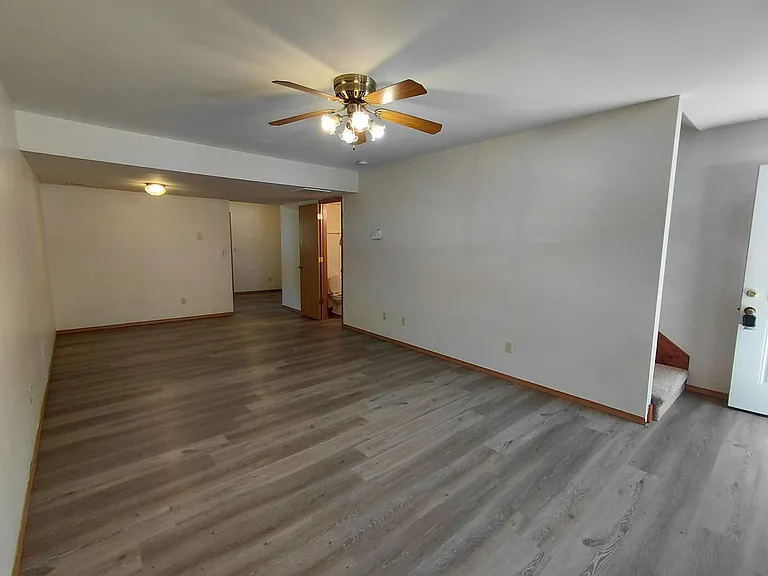 20305 Skyview Dr — Photo 6