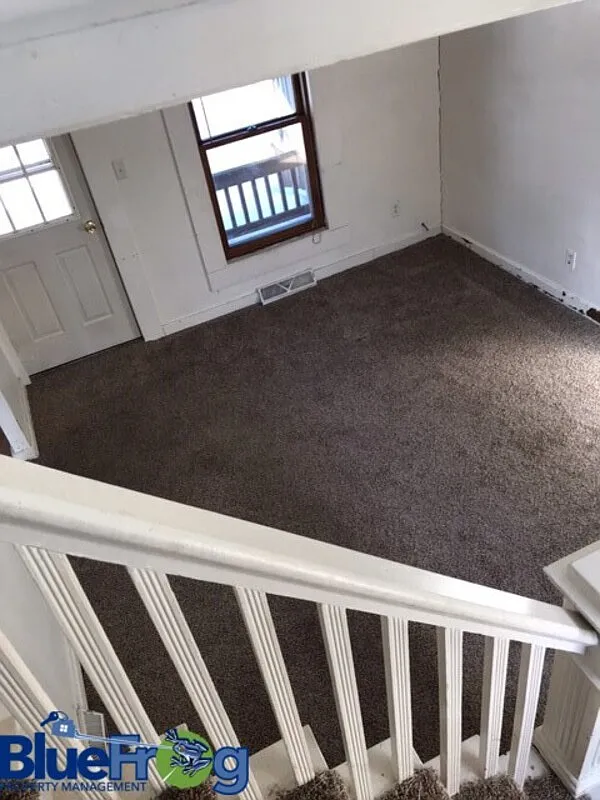 2 bed, 1.0 bath, $899 — Photo 4