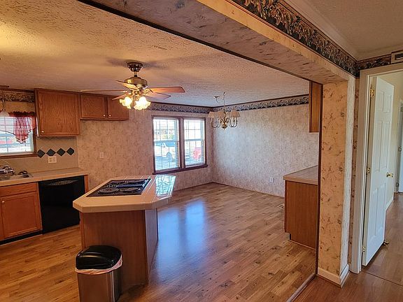 4th image of 113 Western Dr